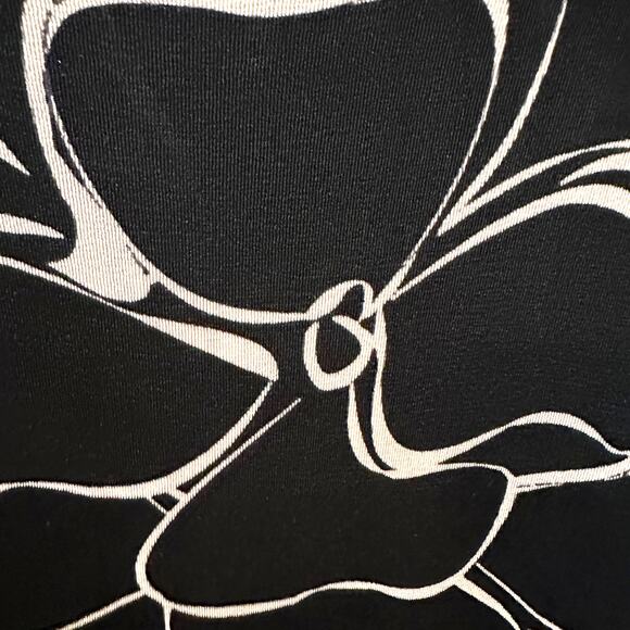 Chico's Travelers Black Beige Abstract Floral Tunic Top Size 3 - Picture 5 of 7